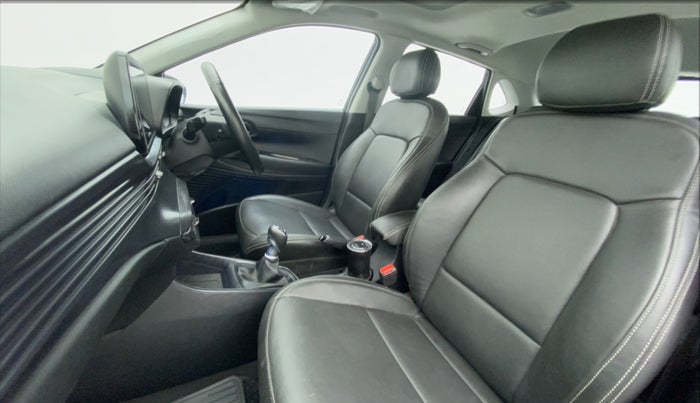 2021 Hyundai NEW I20 ASTA (O) 1.5 CRDI MT, Diesel, Manual, 36,502 km, Right Side Front Door Cabin