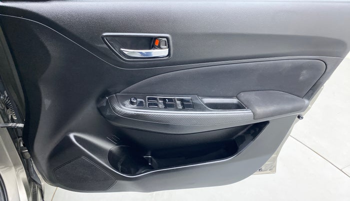 2018 Maruti Swift VXI D, Petrol, Manual, 35,220 km, Driver Side Door Panels Control