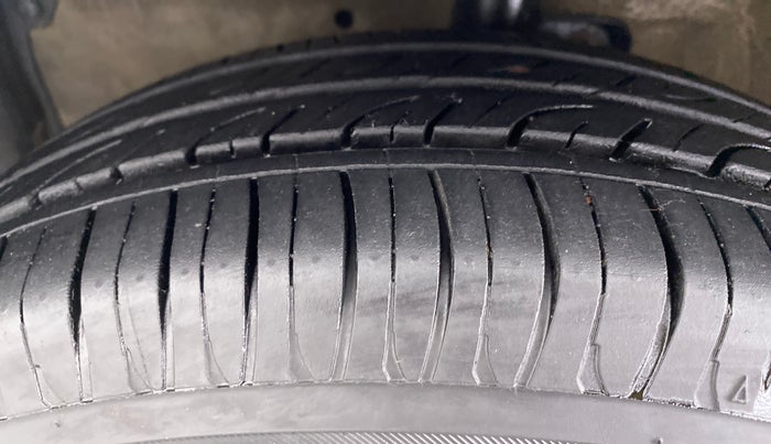2018 Maruti Celerio ZXI AMT, Petrol, Automatic, 46,259 km, Left Front Tyre Tread