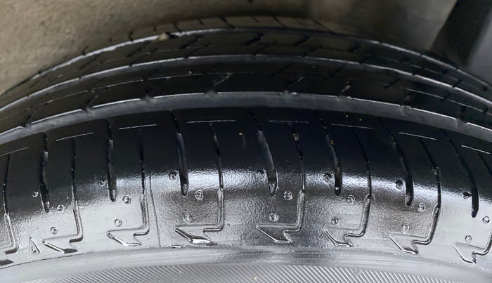 2018 Maruti IGNIS SIGMA 1.2 K12, Petrol, Manual, 5,991 km, Left Rear Tyre Tread