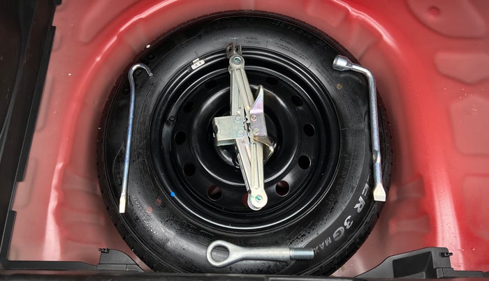 2018 Maruti Swift VXI AMT, Petrol, Automatic, 33,616 km, Spare Tyre