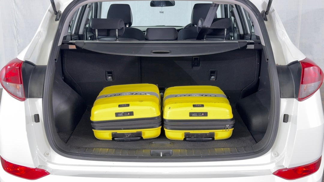 2016 Hyundai Tucson Active (fwd), Automatic, 130154 km, Boot Inside View with Luggage