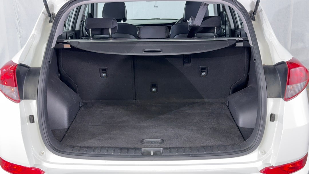 2016 Hyundai Tucson Active (fwd), Automatic, 130154 km, Boot Inside View