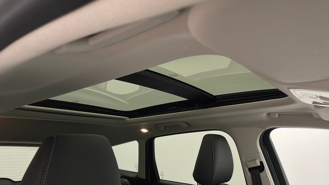 Interior Sunroof/Moonroof