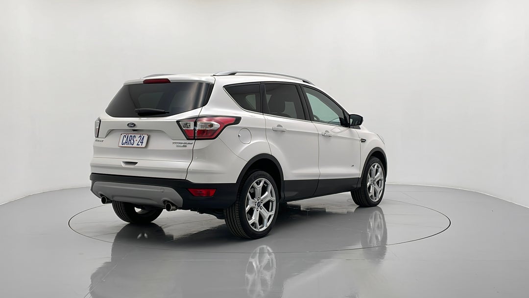 Right Back Diagonal (45- Degree) View