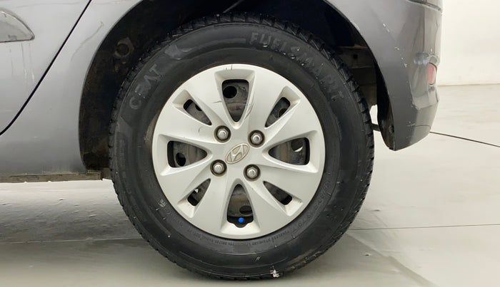 2011 Hyundai i10 MAGNA 1.2, Petrol, Manual, 31,584 km, Left Rear Wheel