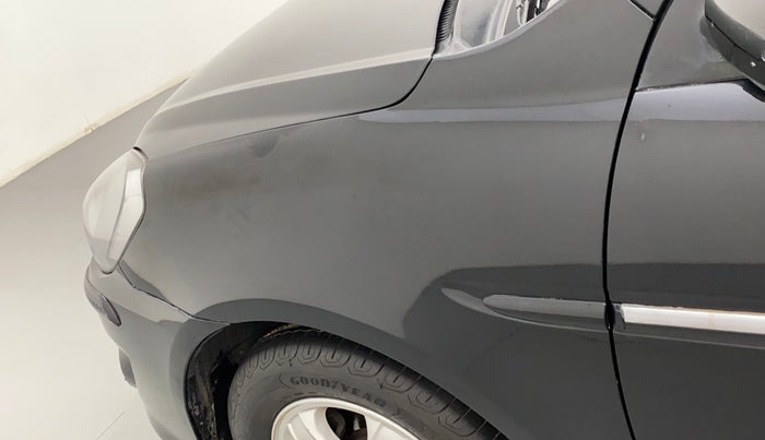 2010 Hyundai Verna TRANSFORM 1.6 SX VTVT, Petrol, Manual, 68,953 km, Left fender - Paint has minor damage