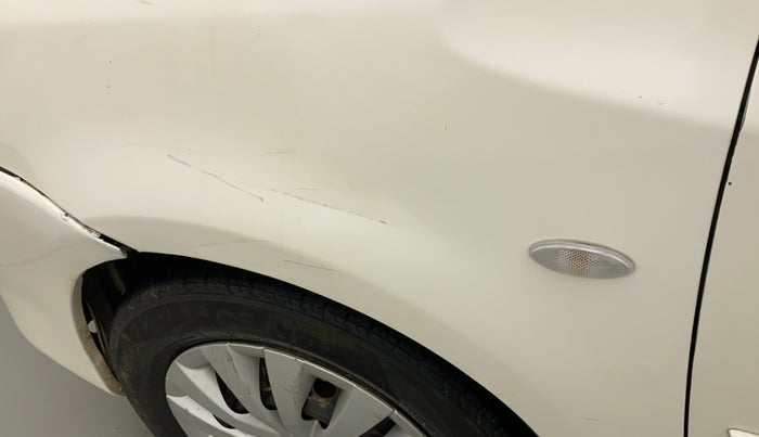 2013 Toyota Etios G, Petrol, Manual, 81,850 km, Left fender - Slightly dented