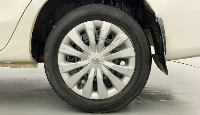 2013 Toyota Etios G, Petrol, Manual, 81,850 km, Left Rear Wheel