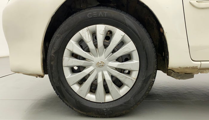 2013 Toyota Etios G, Petrol, Manual, 81,850 km, Left Front Wheel