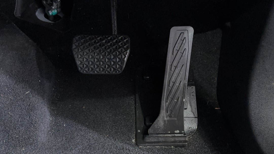 Pedals and Footmat