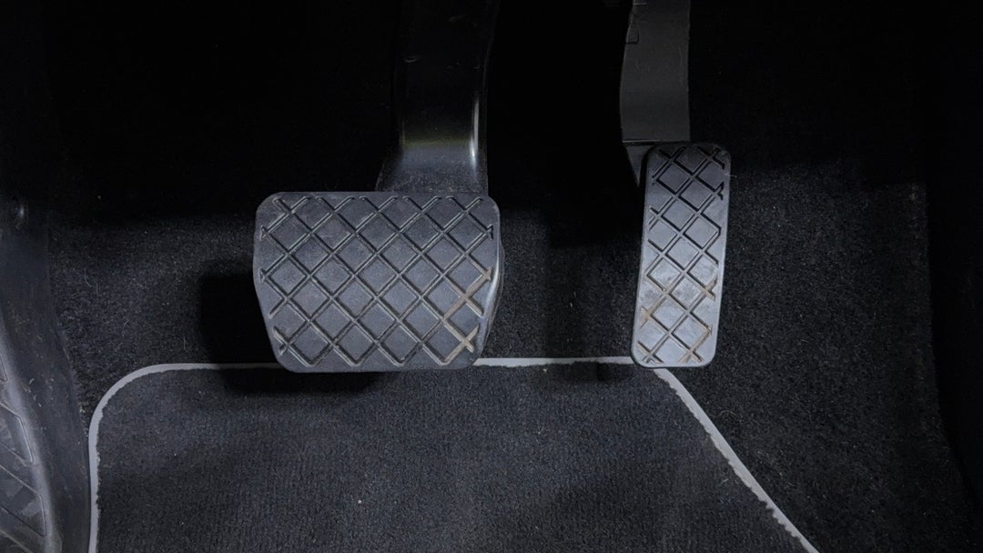 Pedals and Footmat