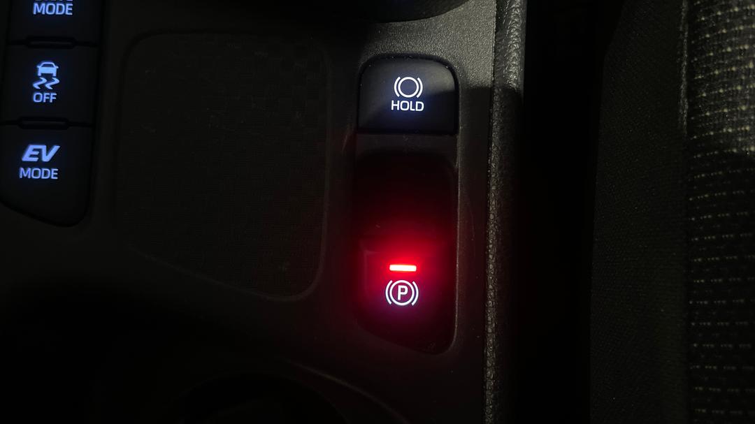 2023 Toyota Yaris Cross Gx Hybrid, Automatic, 53727 km, Handbrake