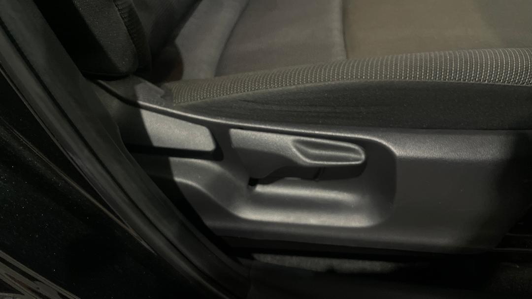 2023 Toyota Yaris Cross Gx Hybrid, Automatic, 53727 km, Drivers Side Adjustment Panel