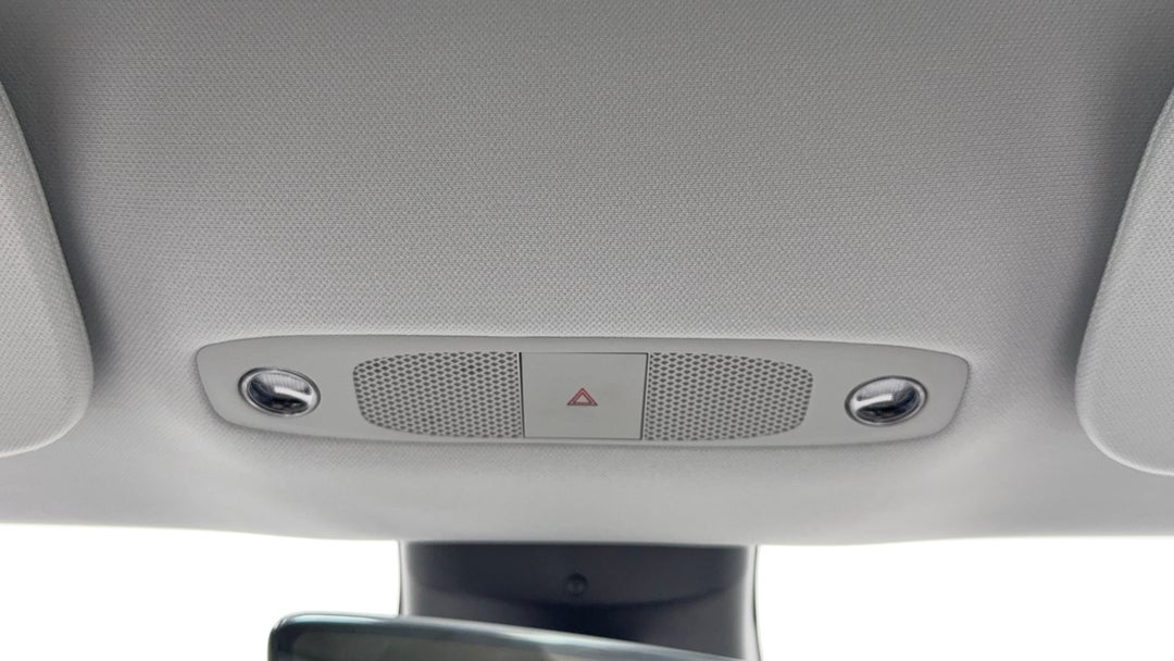 2021 Tesla Model 3 Standard Range Plus RWD, Automatic, 35875 km, On-Roof Controls/Sunglass holder