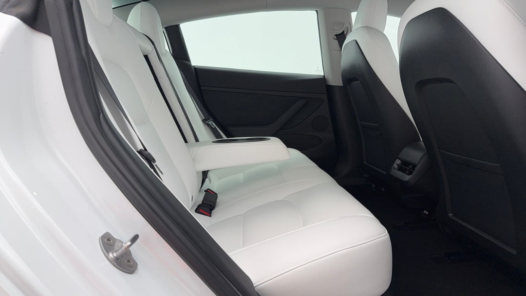 2021 Tesla Model 3 Standard Range Plus RWD, Automatic, 35875 km, Right Side Rear Door Cabin View