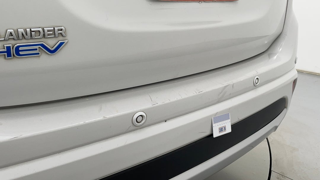 2017 Mitsubishi Outlander Ls Phev, Automatic, 140798 km, Bumper Rear Scuff