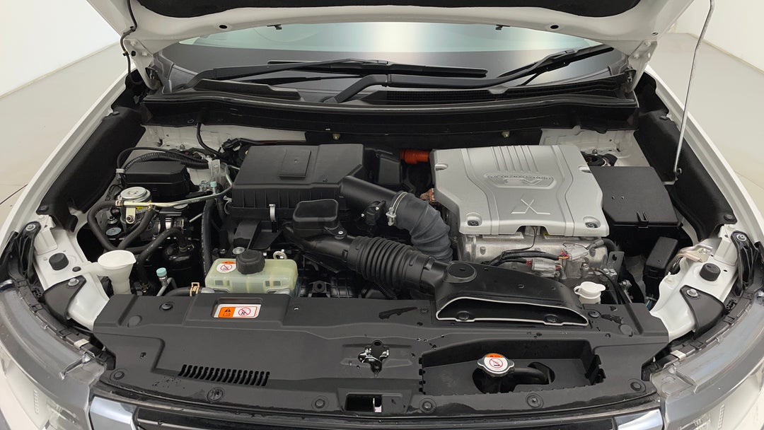 2017 Mitsubishi Outlander Ls Phev, Automatic, 140798 km, Open Bonnet (Engine)