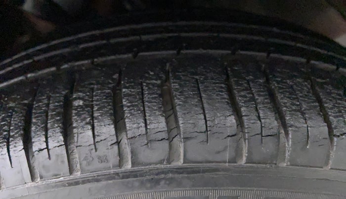 2016 Honda City SV MT PETROL, Petrol, Manual, 13,548 km, Left Rear Tyre Tread