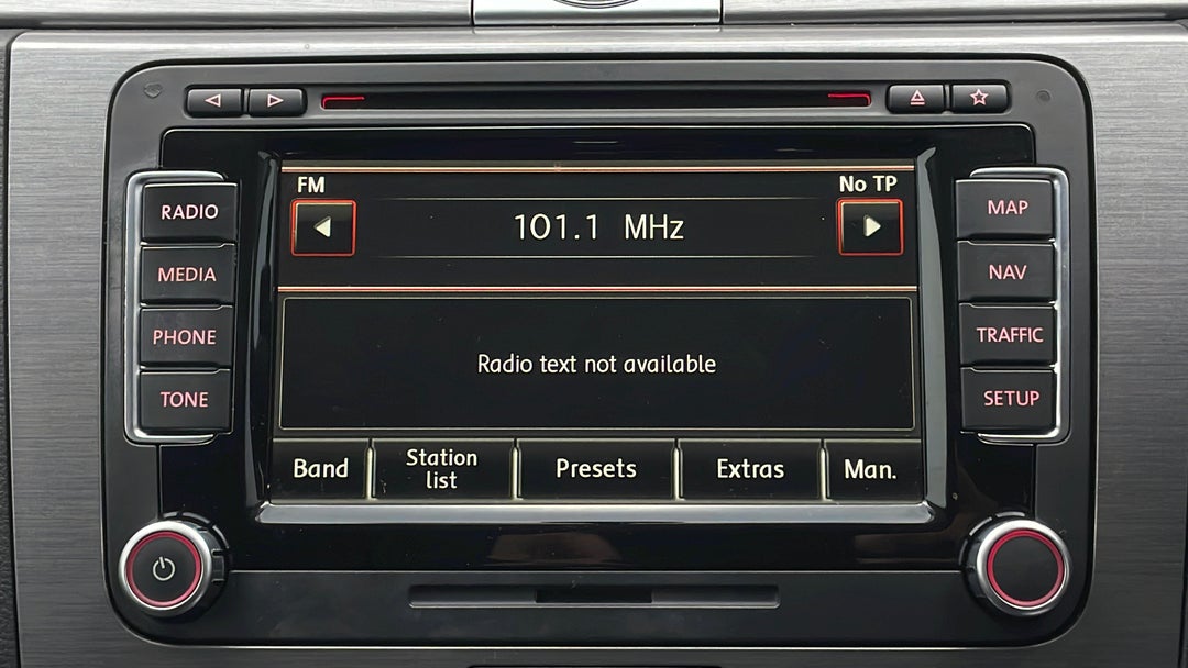 2014 Volkswagen Passat 118 Tsi, Automatic, 111884 km, Infotainment System