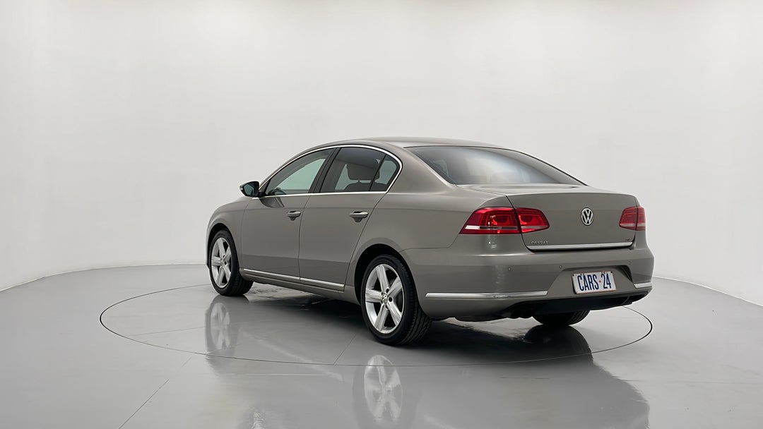 2014 Volkswagen Passat 118 Tsi, Automatic, 111884 km, Left Back Diagonal (45- Degree) View