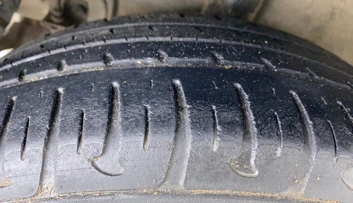 2014 Hyundai Xcent BASE 1.2, Petrol, Manual, 77,695 km, Right Rear Tyre Tread
