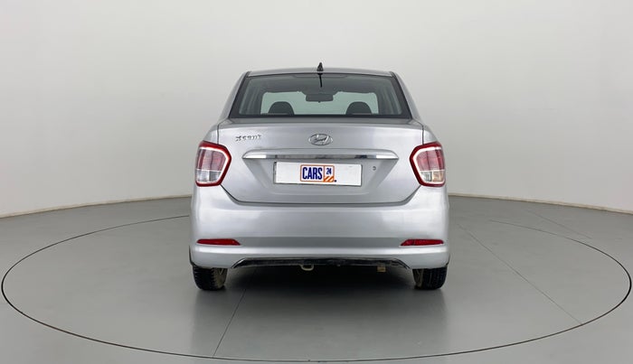 2014 Hyundai Xcent BASE 1.2, Petrol, Manual, 77,695 km, Back/Rear