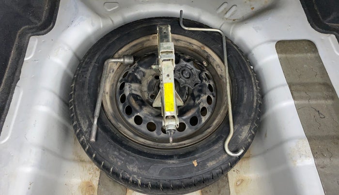 2014 Hyundai Xcent BASE 1.2, Petrol, Manual, 77,695 km, Spare Tyre