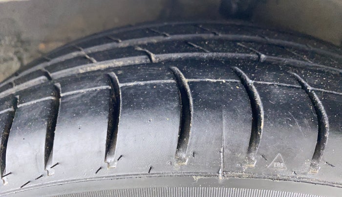 2014 Hyundai Xcent BASE 1.2, Petrol, Manual, 77,695 km, Right Front Tyre Tread