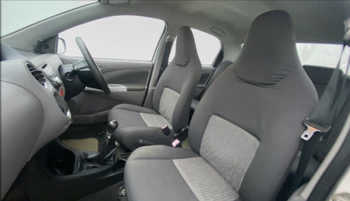 2011 Toyota Etios V, Petrol, Manual, 54,045 km, Right Side Front Door Cabin