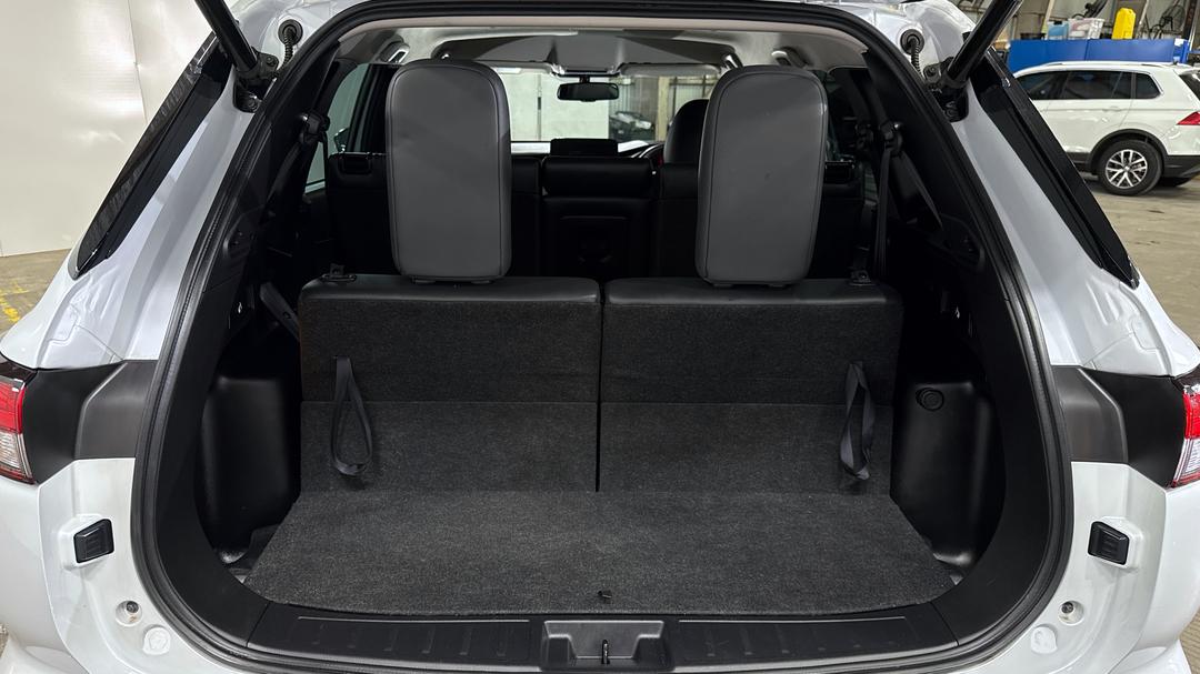 2023 Mitsubishi Outlander Aspire 7 Seat (2WD), Automatic, 27743 km, Third Row Seats