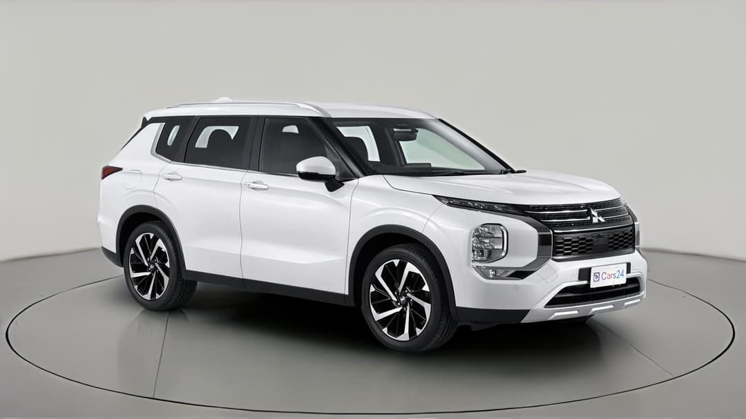 2023 Mitsubishi Outlander Aspire 7 Seat (2WD), Automatic, 27743 km, Right Front Diagonal (45- Degree) View