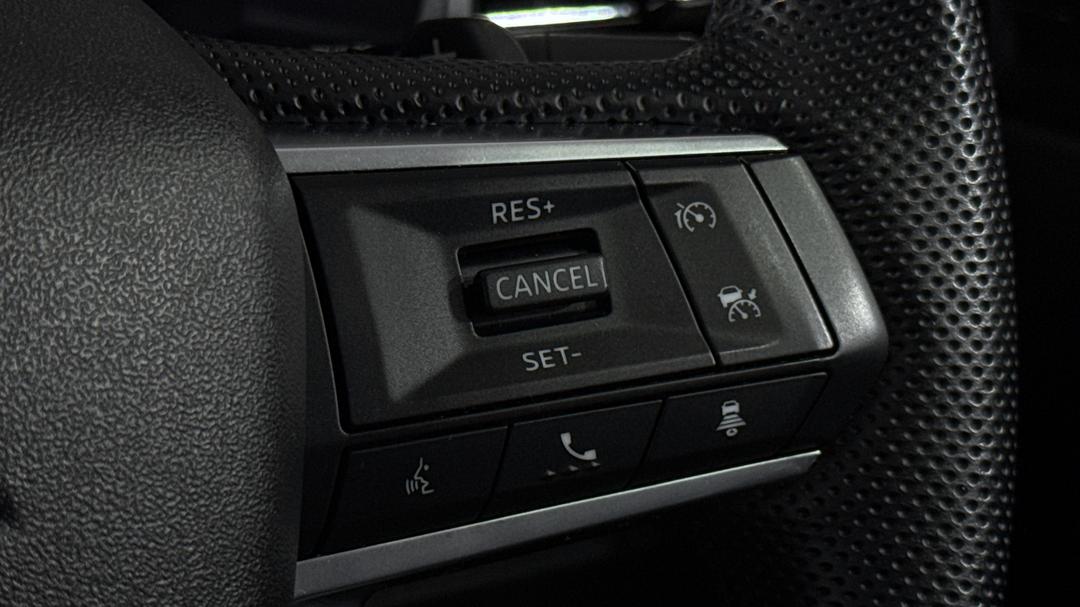 2023 Mitsubishi Outlander Aspire 7 Seat (2WD), Automatic, 27743 km, Cruise Control