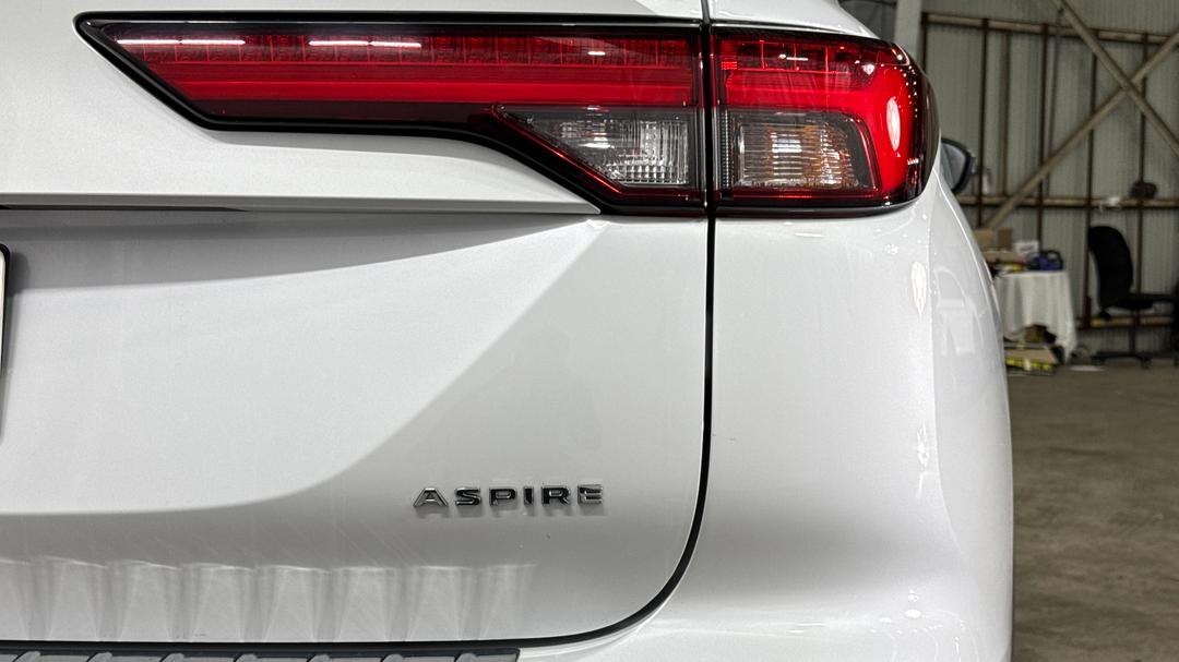 2023 Mitsubishi Outlander Aspire 7 Seat (2WD), Automatic, 27743 km, Badge (Boot Right Side)