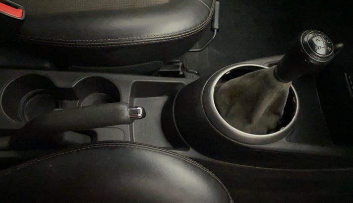 2012 Hyundai i20 MAGNA 1.2, Petrol, Manual, 54,639 km, Gear Lever