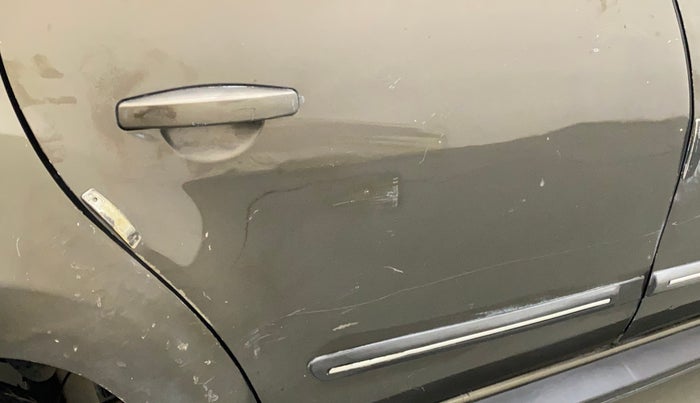 2018 Renault Duster 85 PS RXS MT DIESEL, Diesel, Manual, 73,676 km, Right rear door - Minor scratches