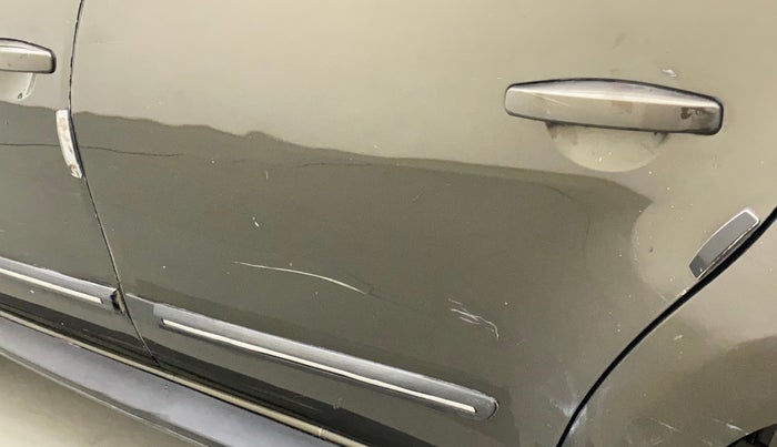 2018 Renault Duster 85 PS RXS MT DIESEL, Diesel, Manual, 73,676 km, Rear left door - Minor scratches