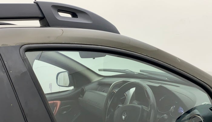 2018 Renault Duster 85 PS RXS MT DIESEL, Diesel, Manual, 73,676 km, Driver-side door - Door visor damaged