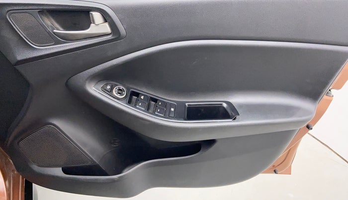 2015 Hyundai i20 Active 1.4 SX, Diesel, Manual, 75,605 km, Driver Side Door Panels Control