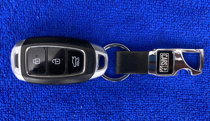 2018 Hyundai Verna 1.6 SX VTVT, Petrol, Manual, 68,474 km, Key Close Up