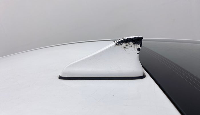 2018 Hyundai Verna 1.6 SX VTVT, Petrol, Manual, 68,474 km, Roof - Antenna has minor damage