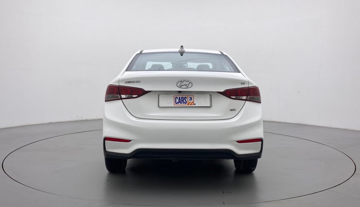 2018 Hyundai Verna 1.6 SX VTVT, Petrol, Manual, 68,474 km, Back/Rear