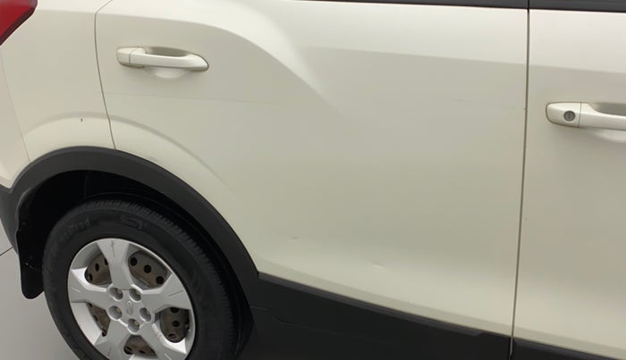 2019 Mahindra XUV300 W6 1.2 PETROL, Petrol, Manual, 58,334 km, Right rear door - Slightly rusted