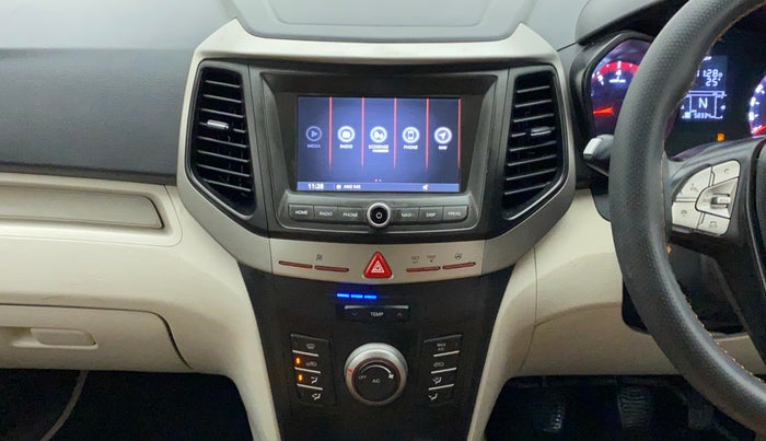 2019 Mahindra XUV300 W6 1.2 PETROL, Petrol, Manual, 58,334 km, Air Conditioner