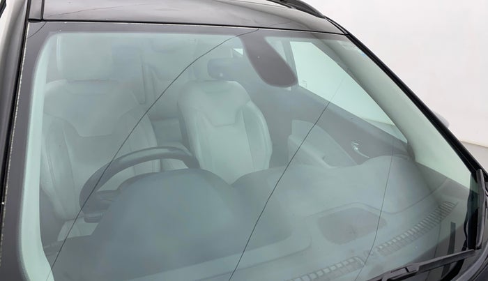 2018 Jeep Compass LIMITED PLUS PETROL AT, Petrol, Automatic, 99,670 km, Front windshield - Minor spot on windshield