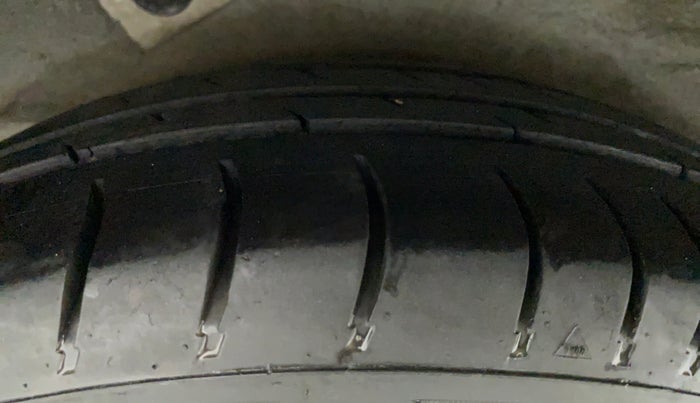 2012 Hyundai i10 MAGNA 1.2, Petrol, Manual, 76,531 km, Right Rear Tyre Tread
