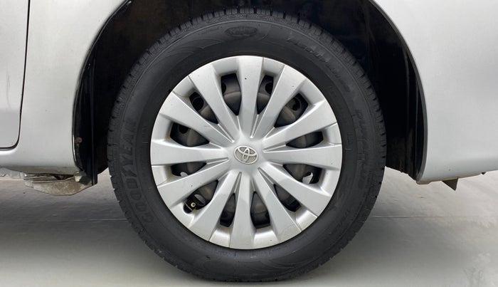 2013 Toyota Etios G, Petrol, Manual, 46,954 km, Right Front Wheel