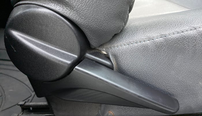 2013 Toyota Etios G, Petrol, Manual, 46,954 km, Driver Side Adjustment Panel