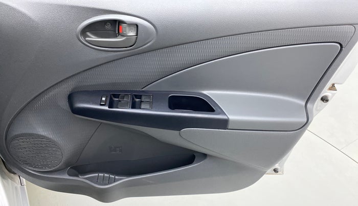 2013 Toyota Etios G, Petrol, Manual, 46,954 km, Driver Side Door Panels Control