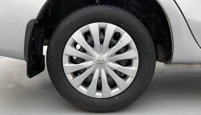2013 Toyota Etios G, Petrol, Manual, 46,954 km, Right Rear Wheel
